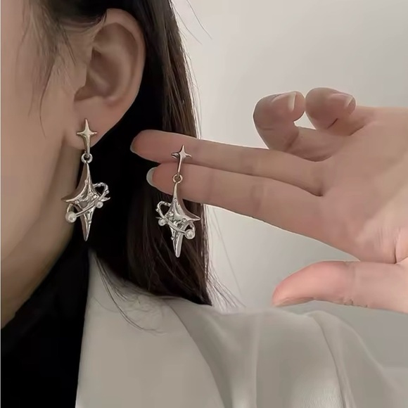 Irregular Silver Star Drop Earrings Celestial Earrings - Picture 1 of 2
